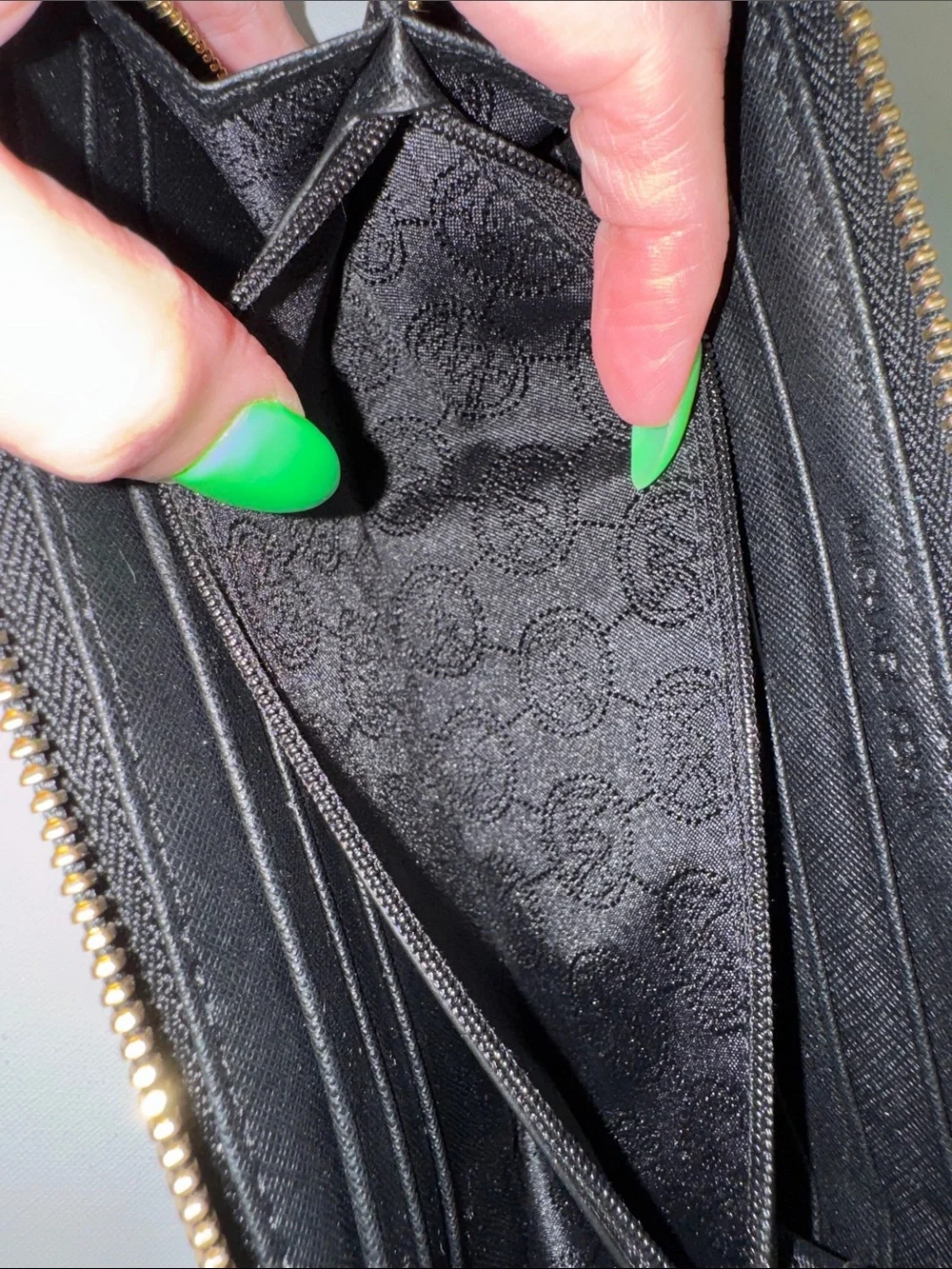 Michael Kors Black Croc-Embossed Jet Set Continental Zip Wallet